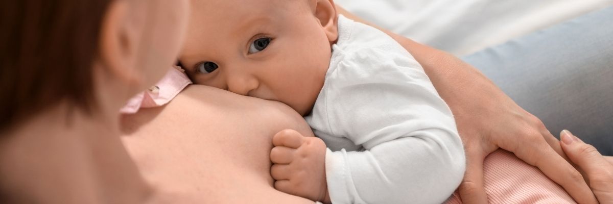 Desafios e sentimentos das mães na amamentação: apoio e compreensão