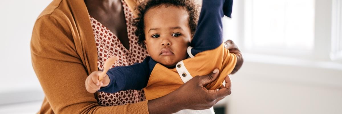 Como lidar com a escolha de roupas das crianças pequenas