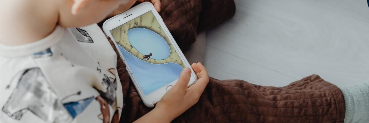 Tempo de tela, classe social e educação infantil no Brasil